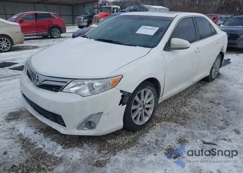 2012 Toyota Camry Xle z USA, uszkodzony, nr VIN 4T4BF1FK2CR208093